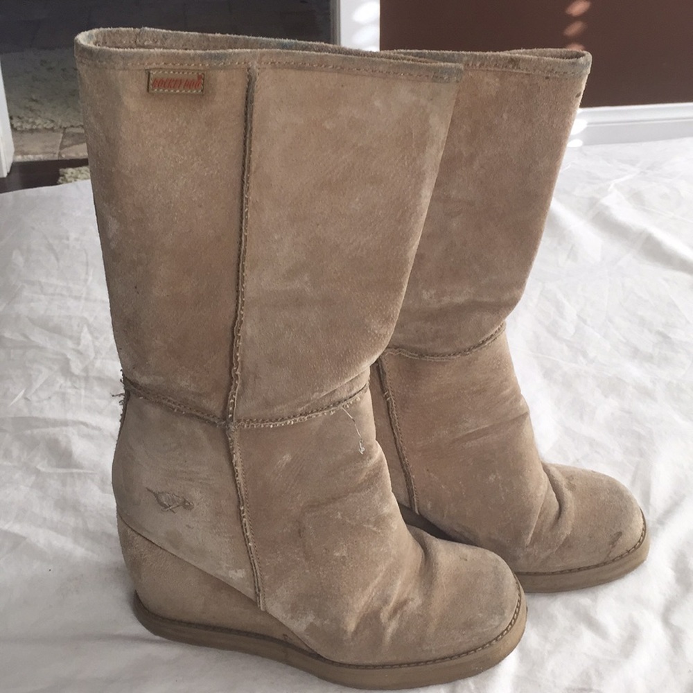 Wedge boots